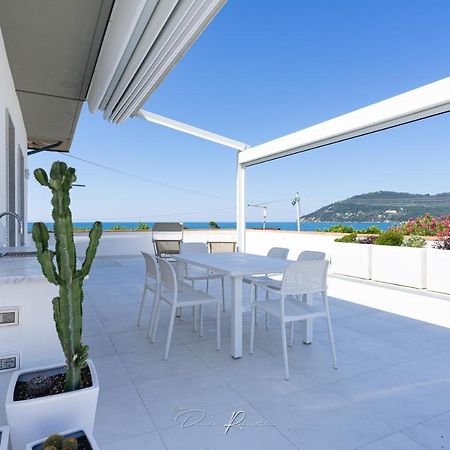 Casa Vacanze Vistamare Marinella di Sarzana Esterno foto
